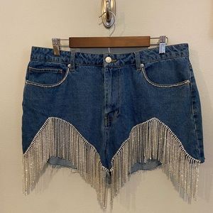 ❤️‍🔥 - High Waisted Rhinestone Fringe Demin Shorts